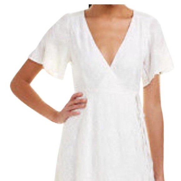 Astr Dresses & Skirts - Sexy white dress